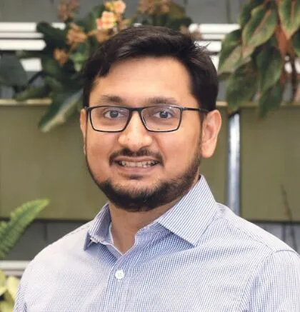 dr-chauhan-about-page dr-chauhan-about-page